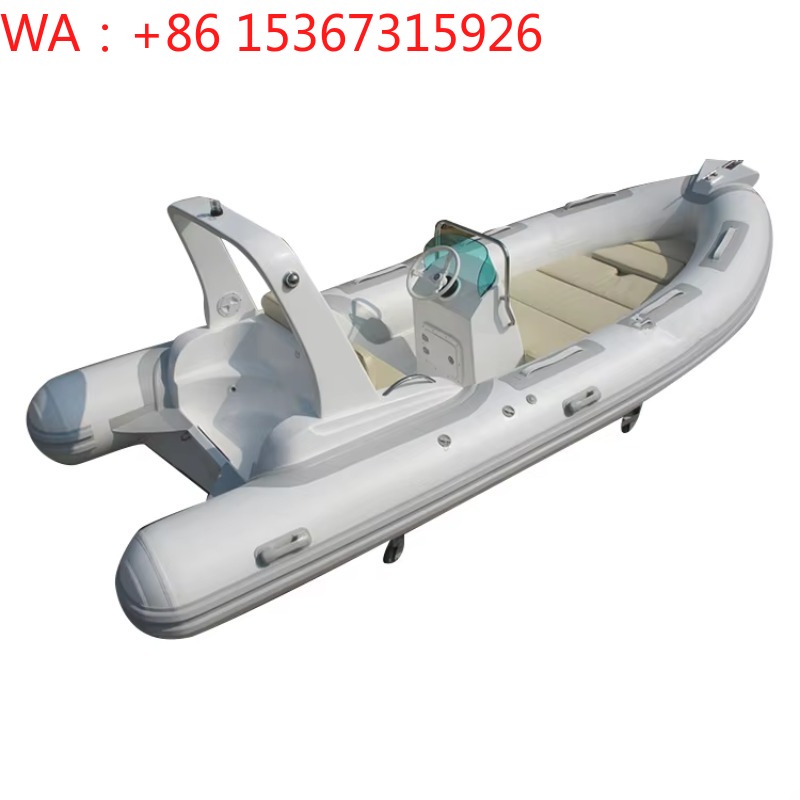 RIB520C 6-Person Center Consol - Outdoor Sports Center 评论和价格